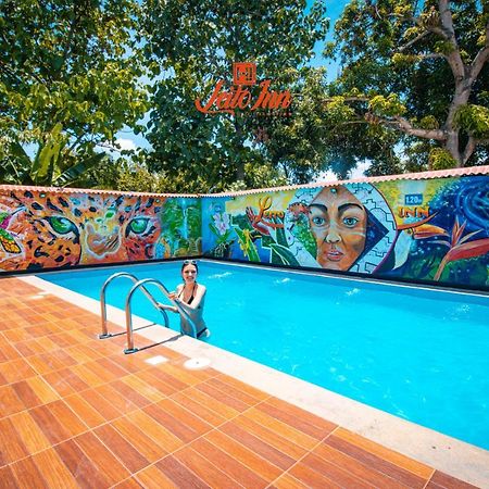 Hotel Leito Inn Тарапото Экстерьер фото